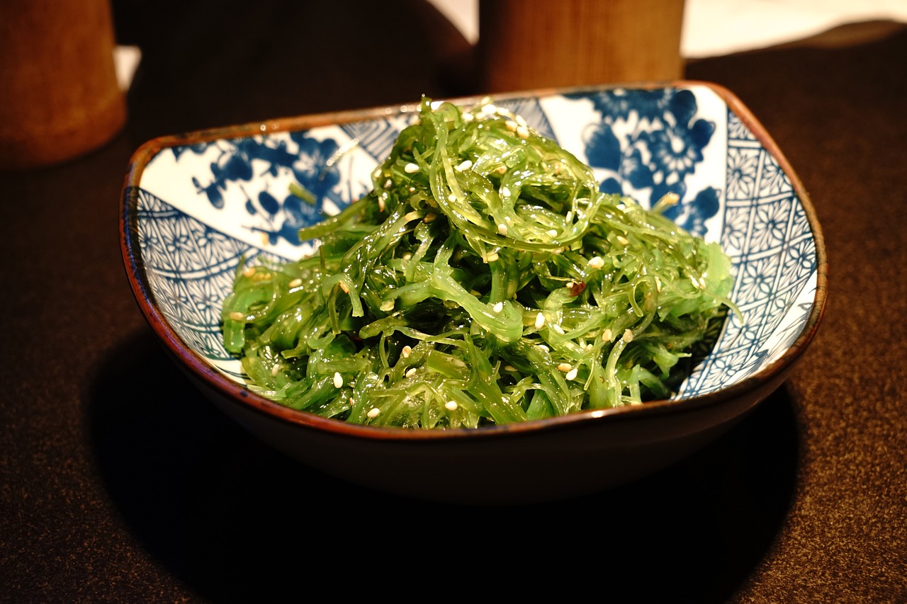 最新創(chuàng)意涼菜盤飾圖片，引領(lǐng)美食藝術(shù)新潮的靈感之源